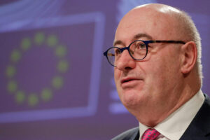 Ireland backs ex-commissioner Hogan’s bid to lead UN food agency blog post 3